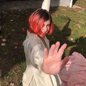 Meet your Posher, Veronica